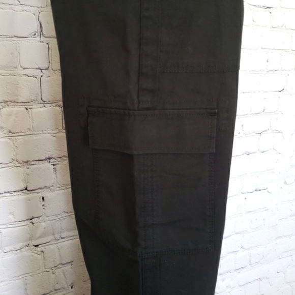 DKNY Black Cargo Joggers with Adjustable Drawstring Hem--NEW--28/8 - Picture 8 of 15